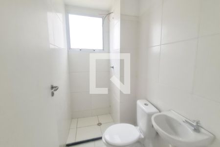 Banheiro de apartamento para alugar com 2 quartos, 42m² em Vila Nova Bonsucesso, Guarulhos