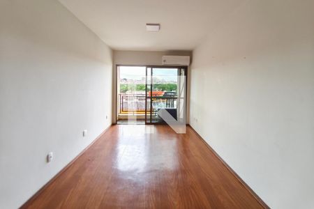 Sala de apartamento à venda com 2 quartos, 118m² em Vila Paraiso, Campinas