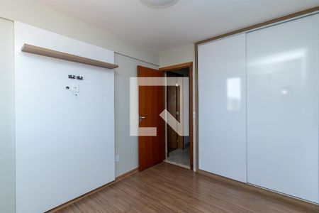 Quarto 1 de apartamento à venda com 3 quartos, 88m² em Santa Rosa, Belo Horizonte