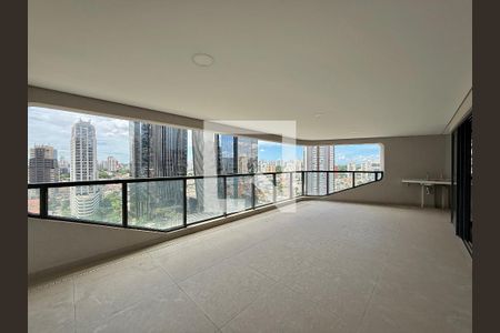 Varanda da Sala de apartamento à venda com 3 quartos, 227m² em Chácara Santo Antônio (Zona Sul), São Paulo