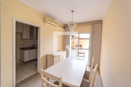 Sala de casa de condomínio para alugar com 3 quartos, 148m² em Cangaiba, São Paulo