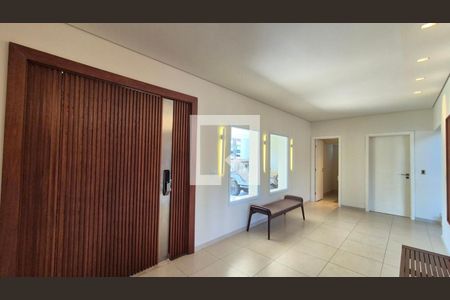 Hall de Entrada de casa de condomínio para alugar com 4 quartos, 389m² em Swiss Park, Campinas
