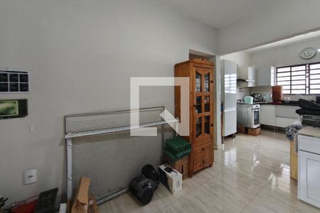 Sala de casa à venda com 2 quartos, 188m² em Jardim Santa Lúcia, Campinas