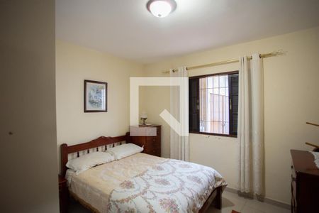 QUARTO 1- SUÍTE de casa à venda com 3 quartos, 202m² em Vila Miriam, São Paulo