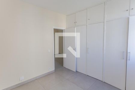 Suíte de apartamento para alugar com 1 quarto, 50m² em Savassi, Belo Horizonte