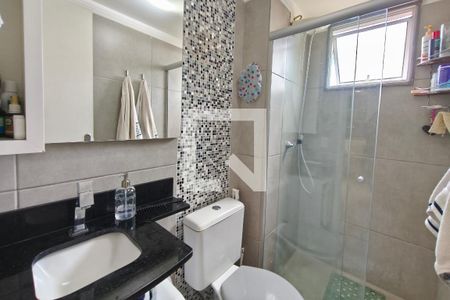 Banheiro de apartamento à venda com 2 quartos, 48m² em Cidade Satélite Íris, Campinas