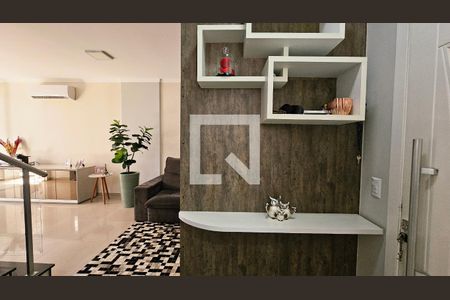 Casa à venda com 3 quartos, 200m² em Jardim Marambaia, Jundiaí