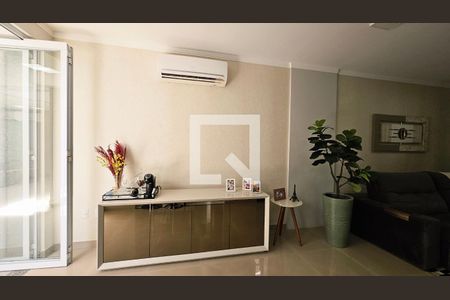 Casa à venda com 3 quartos, 200m² em Jardim Marambaia, Jundiaí