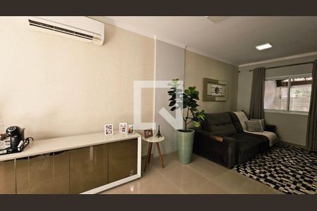 Casa à venda com 3 quartos, 200m² em Jardim Marambaia, Jundiaí