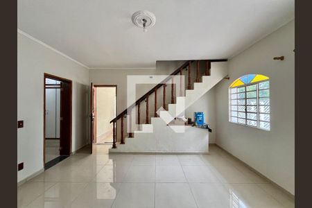 Sala de casa para alugar com 3 quartos, 180m² em Jardim Independência, Campinas