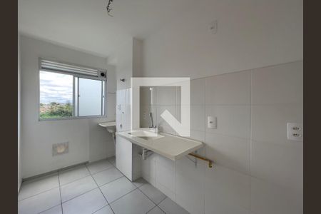 Cozinha e Área de Serviço de apartamento para alugar com 2 quartos, 43m² em Vila Cosmopolita, São Paulo
