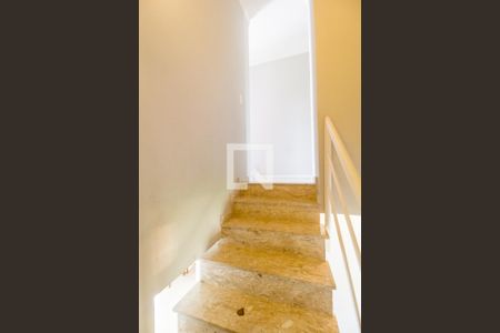 Corredor de casa à venda com 3 quartos, 170m² em Tamboré, Santana de Parnaíba