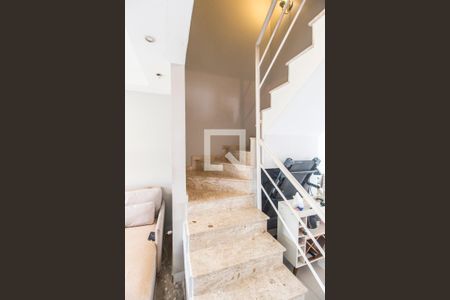 Corredor de casa à venda com 3 quartos, 170m² em Tamboré, Santana de Parnaíba