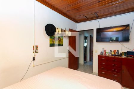 Quarto 1 de casa à venda com 3 quartos, 225m² em Jardim Alto Pedroso, São Paulo