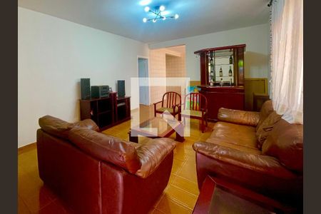 Casa para alugar com 3 quartos, 258m² em Jardim Presidente Dutra, Guarulhos