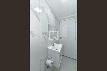 Lavabo de casa para alugar com 5 quartos, 250m² em Vila Cordeiro, São Paulo