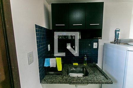 Cozinha de casa de condomínio para alugar com 3 quartos, 320m² em Itapuã, Salvador