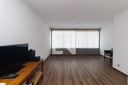 Sala de casa à venda com 6 quartos, 200m² em Cidade Líder, São Paulo