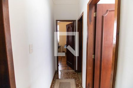 Corredor de casa à venda com 3 quartos, 124m² em Fátima, Niterói