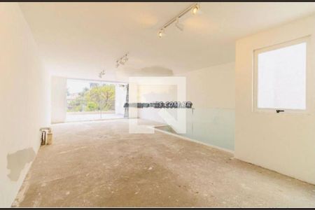 Casa à venda com 3 quartos, 1000m² em Morumbi, São Paulo