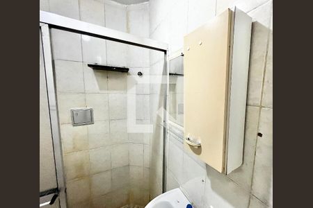 Banheiro da Suíte de casa para alugar com 2 quartos, 125m² em Jardim Primavera, São Paulo