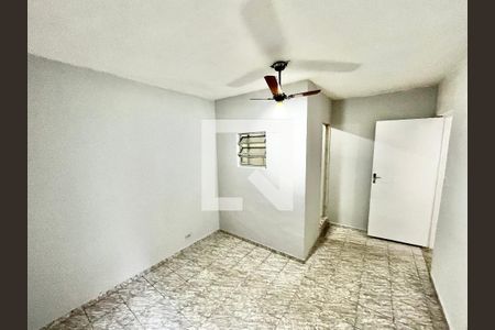 Quarto 1 Suíte de casa para alugar com 2 quartos, 125m² em Jardim Primavera, São Paulo