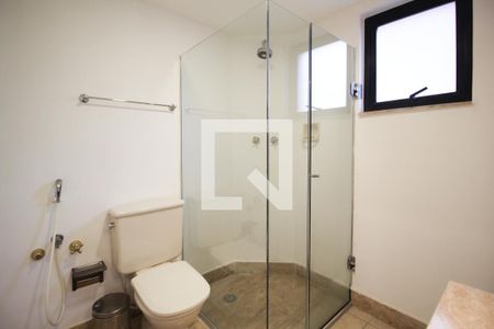 Banheiro de apartamento à venda com 2 quartos, 44m² em Jardim Paulistano, São Paulo