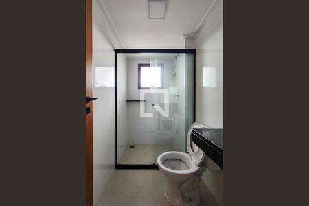 Banheiro de apartamento para alugar com 1 quarto, 39m² em Vila Alvinopolis, São Bernardo do Campo