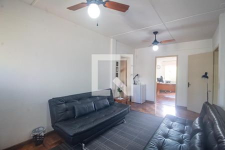 Sala de casa à venda com 3 quartos, 200m² em Cristal, Porto Alegre