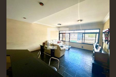 Sala de casa para alugar com 3 quartos, 270m² em Jardim Frizzo, Guarulhos