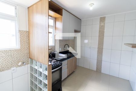 Cozinha e Área de Serviço de apartamento à venda com 3 quartos, 64m² em Camaquã, Porto Alegre