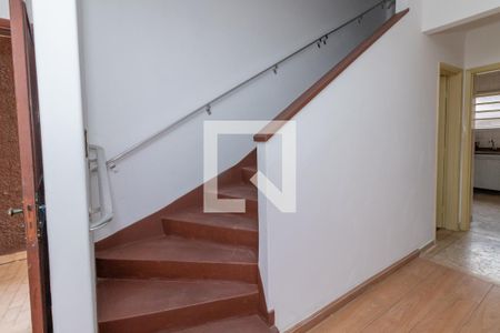 Acesso ao Andar Superior de casa para alugar com 3 quartos, 170m² em Vila Anglo Brasileira, São Paulo