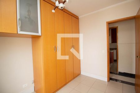 Quarto 1 de apartamento para alugar com 3 quartos, 75m² em Vila Amélia, São Paulo