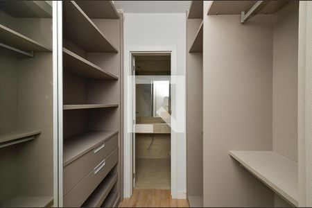 Closet Suíte de apartamento para alugar com 3 quartos, 109m² em Lourdes, Belo Horizonte