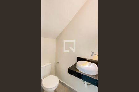 Lavabo de casa à venda com 3 quartos, 143m² em Jardim Piratininga, São Paulo