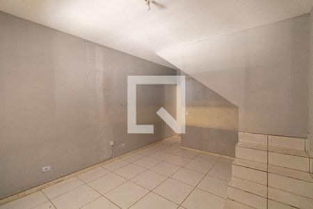 Quarto de casa para alugar com 1 quarto, 50m² em Parque Santa Rita, São Paulo