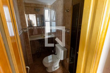 Banheiro de apartamento para alugar com 3 quartos, 142m² em Jardim Londrina, São Paulo