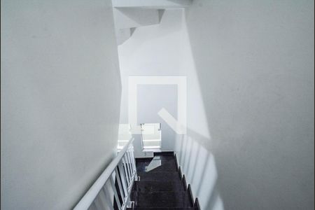 Escada de casa à venda com 3 quartos, 125m² em Jardim Rina, Santo André