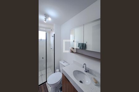 Banheiro de kitnet/studio para alugar com 1 quarto, 25m² em Chácara Inglesa, São Paulo