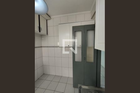 Cozinha - Armários de apartamento para alugar com 1 quarto, 76m² em Vila Gumercindo, São Paulo
