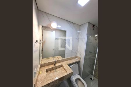 Banheiro de apartamento para alugar com 2 quartos, 59m² em Cemucam, Cotia