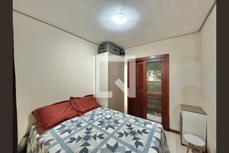 Quarto de casa à venda com 3 quartos, 120m² em Feitoria, São Leopoldo