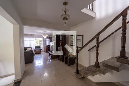 Sala de casa à venda com 3 quartos, 343m² em Vila Costa Melo, São Paulo