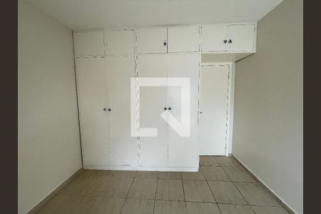 Quarto 2 de casa de condomínio para alugar com 3 quartos, 600m² em Parque Sao Paulo, Cotia
