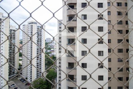 Vista Quarto 1 de apartamento para alugar com 3 quartos, 110m² em Chácara Agrindus, Taboão da Serra