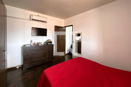 Quarto 1 de casa à venda com 4 quartos, 320m² em Paraíso, Belo Horizonte