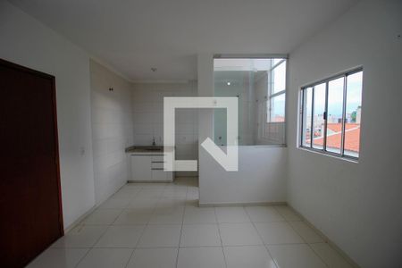 Sala/Cozinha de apartamento para alugar com 2 quartos, 52m² em Parque São Bento, Sorocaba