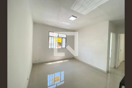 Apartamento à venda com 2 quartos, 45m² em Tomás Coelho, Rio de Janeiro