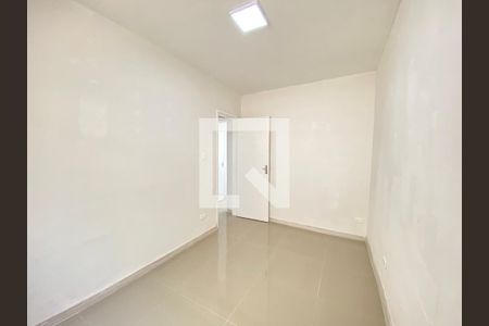 Apartamento à venda com 2 quartos, 45m² em Tomás Coelho, Rio de Janeiro