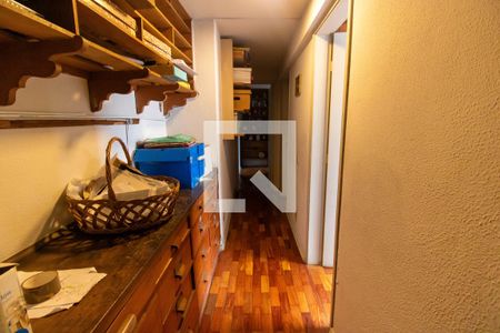Corredor de apartamento para alugar com 3 quartos, 130m² em Icaraí, Niterói